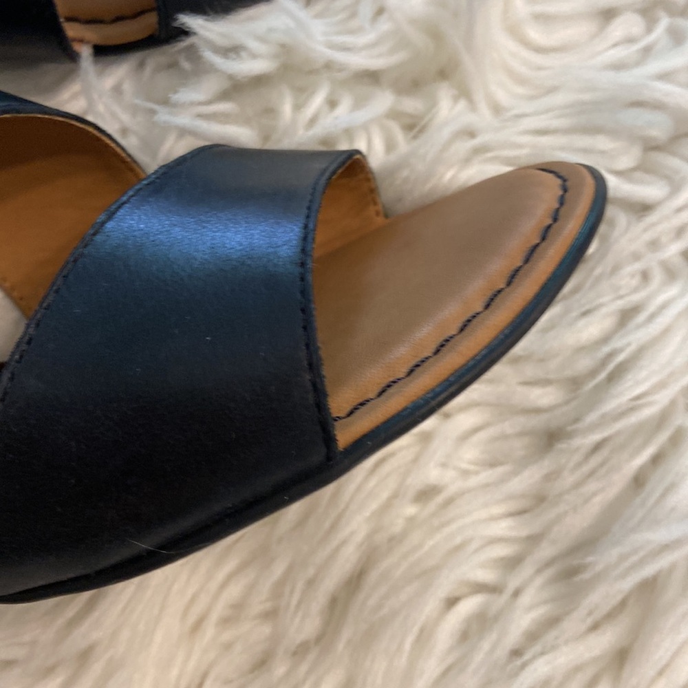 BOC Leather Women's Sandals size 10 see all photos for condition color black - Picture 2 of 12